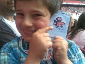 mms-photo-gallery-1244395075-gallery-detail-0